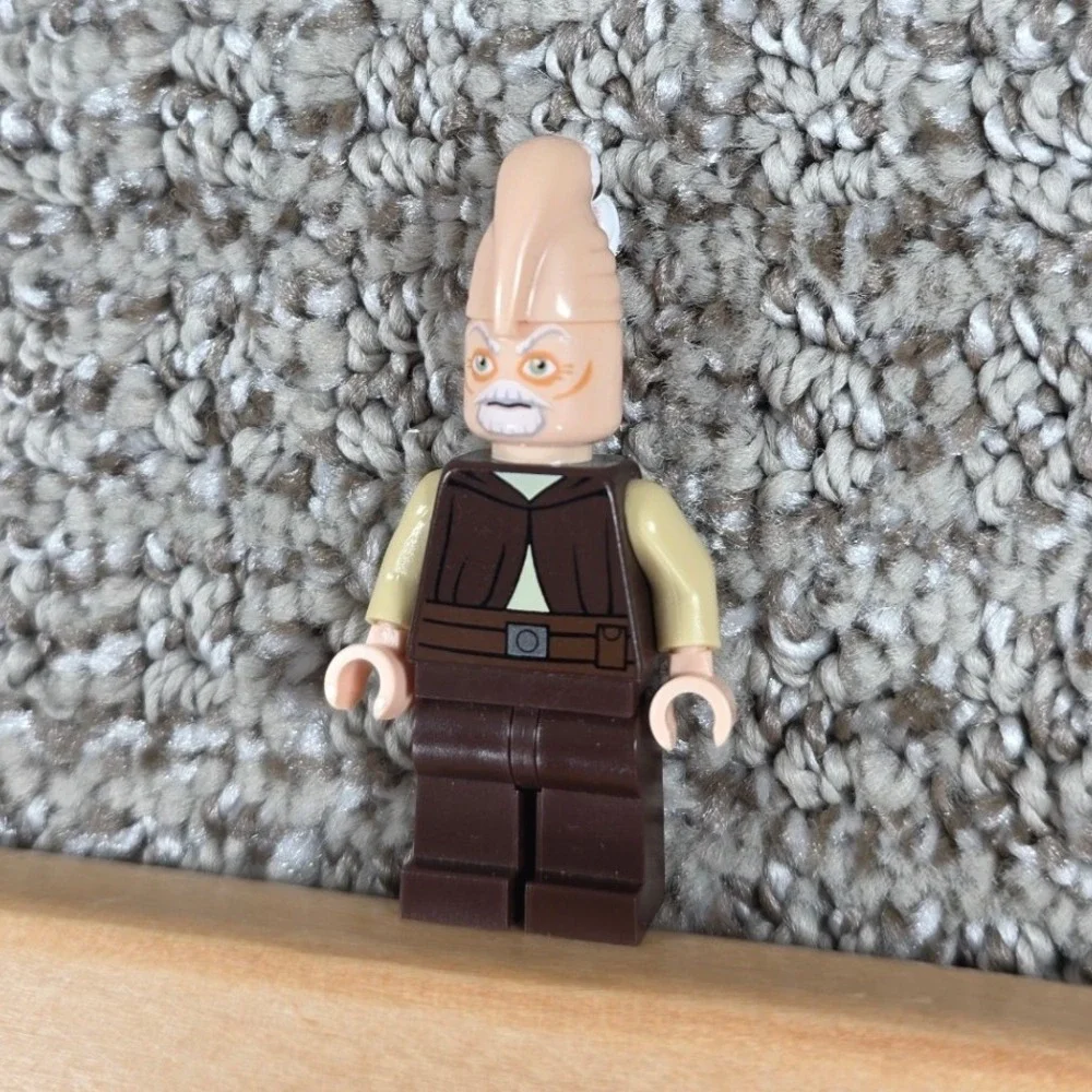 LEGO Star Wars Ki-Adi-Mundi Minifigure Jedi Master Brown Robes sw0319 7959‎